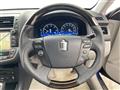 2009 Toyota Crown Hybrid