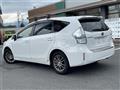 2013 Toyota PRIUS α
