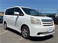 2008 Toyota Noah