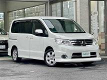 2009 Nissan Serena