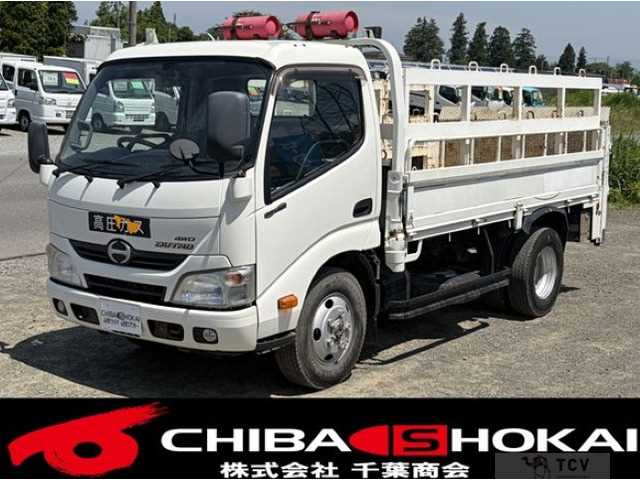 2014 Hino Dutro