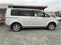 2009 Mitsubishi Delica D5