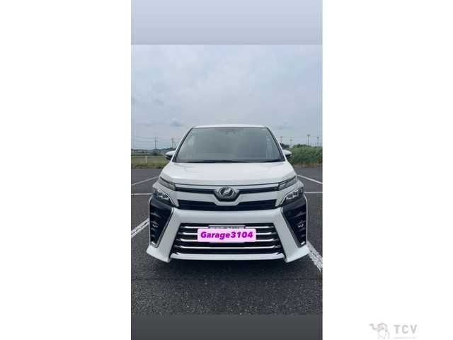 2017 Toyota Voxy