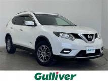 2015 Nissan X-Trail Hybrid