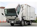 2016 Mitsubishi Canter