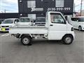 2007 Mitsubishi Minicab Truck
