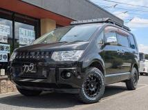 2015 Mitsubishi Delica D5