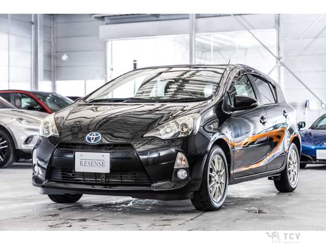 2013 Toyota AQUA