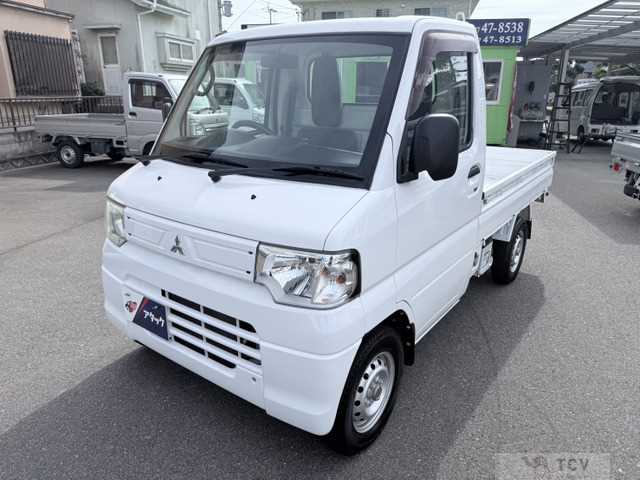 2014 Mitsubishi Minicab Truck