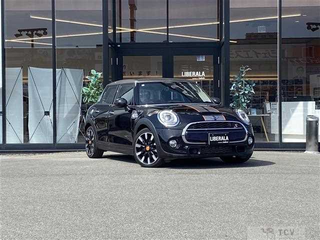 2017 BMW MINI