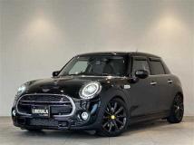 2020 BMW MINI