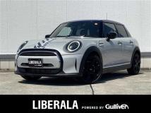 2022 BMW MINI
