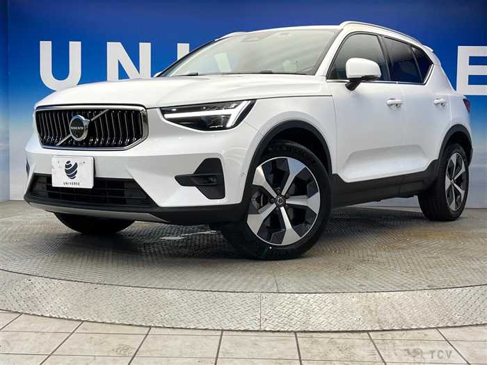 2023 Volvo XC40