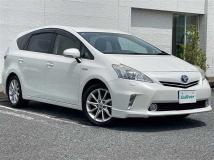 2013 Toyota PRIUS α