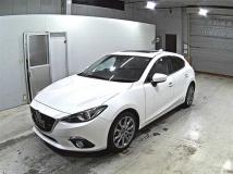 2014 Mazda Axela Sport