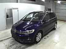 2019 Volkswagen Golf Touran