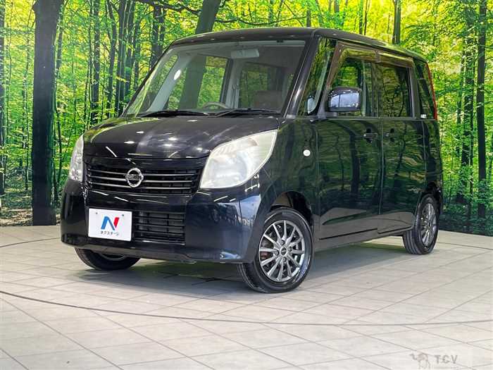 2011 Nissan ROOX