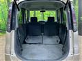 2011 Nissan ROOX