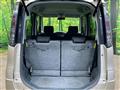 2011 Nissan ROOX