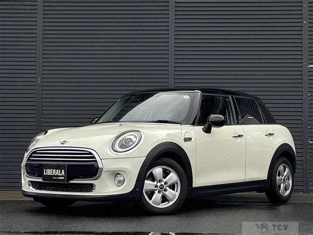 2018 BMW MINI