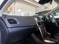 2020 Volvo V40