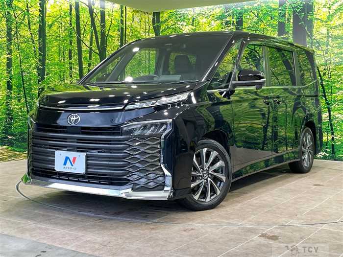2022 Toyota Voxy