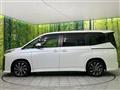 2022 Toyota Voxy