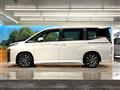 2022 Toyota Voxy