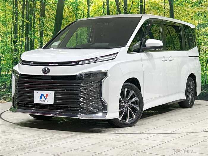 2022 Toyota Voxy