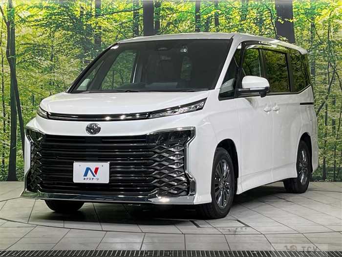 2025 Toyota Voxy