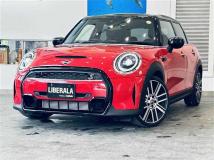 2022 BMW MINI