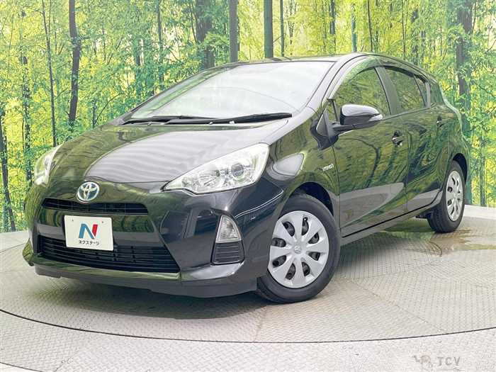 2013 Toyota AQUA