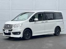 2013 Honda Step WGN