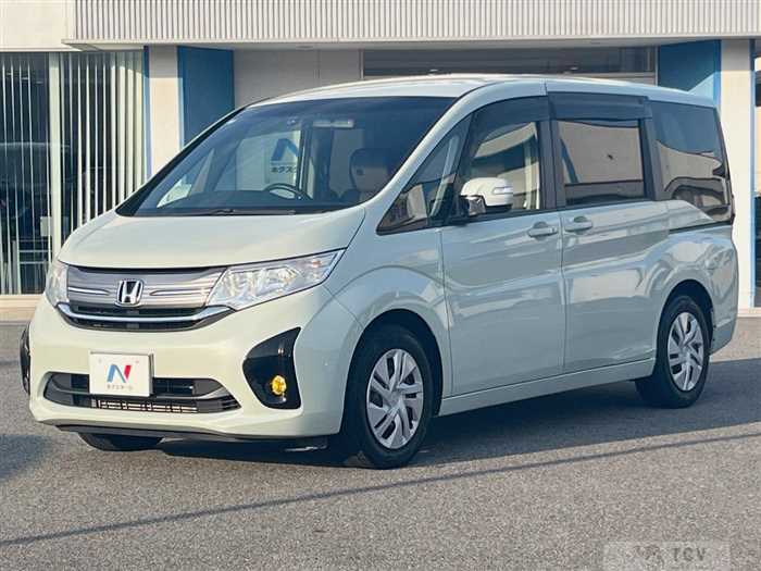2015 Honda Step WGN