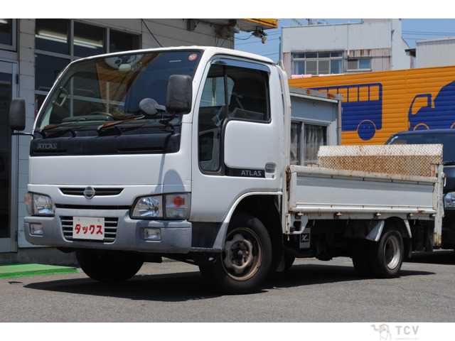 2003 Nissan Atlas