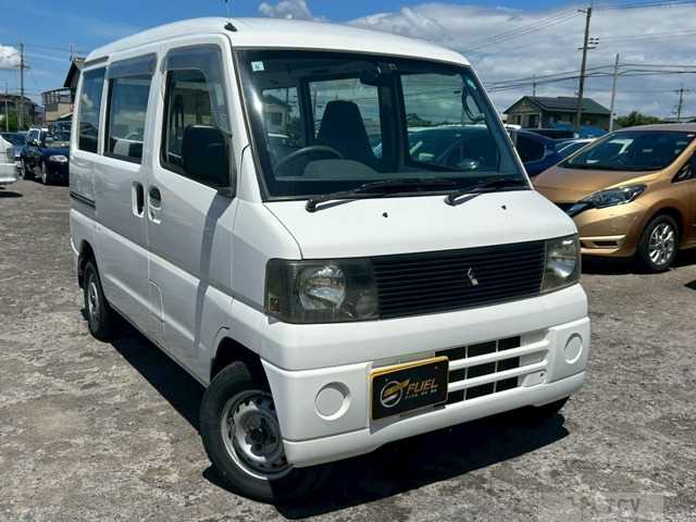 2002 Mitsubishi Mitsubishi Others