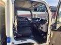 2017 Mitsubishi Canter