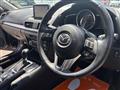 2016 Mazda Axela