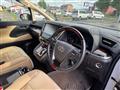 2015 Toyota Alphard G