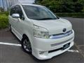 2010 Toyota Voxy