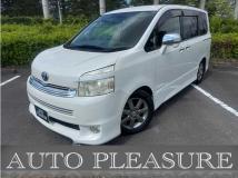 2010 Toyota Voxy