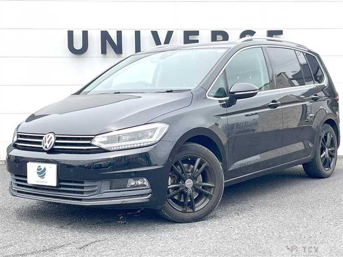 2019 Volkswagen Golf Touran