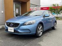 2016 Volvo V40