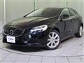 2017 Volvo V40