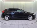 2017 Volvo V40