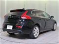 2017 Volvo V40