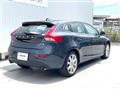 2018 Volvo V40