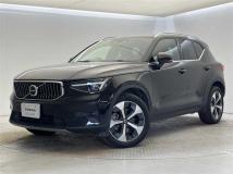 2022 Volvo XC40