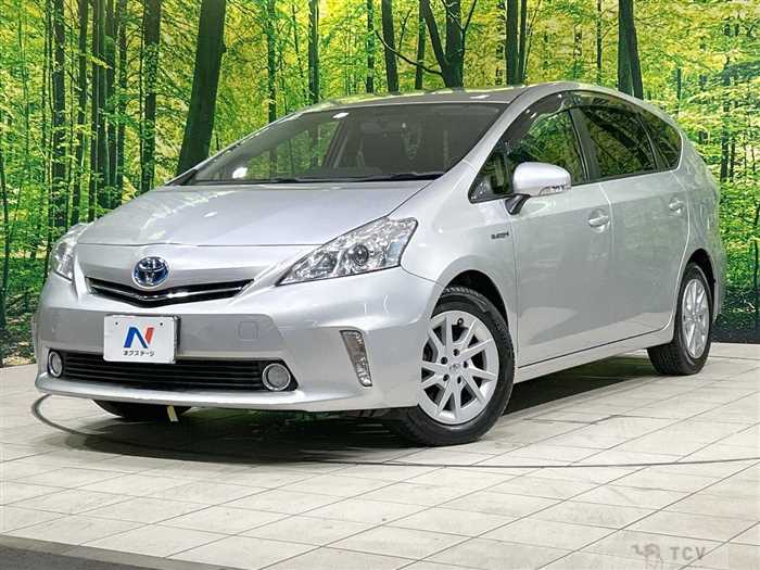 2012 Toyota PRIUS α