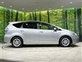 2012 Toyota PRIUS α